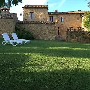 Fonte All'oppio Con Area Piscina Recintata Pienza